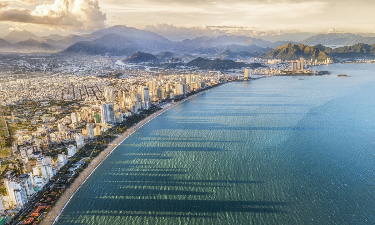 Nha Trang được bình chọn thành 1 trong 99 bãi biển đẹp nhất thế giới