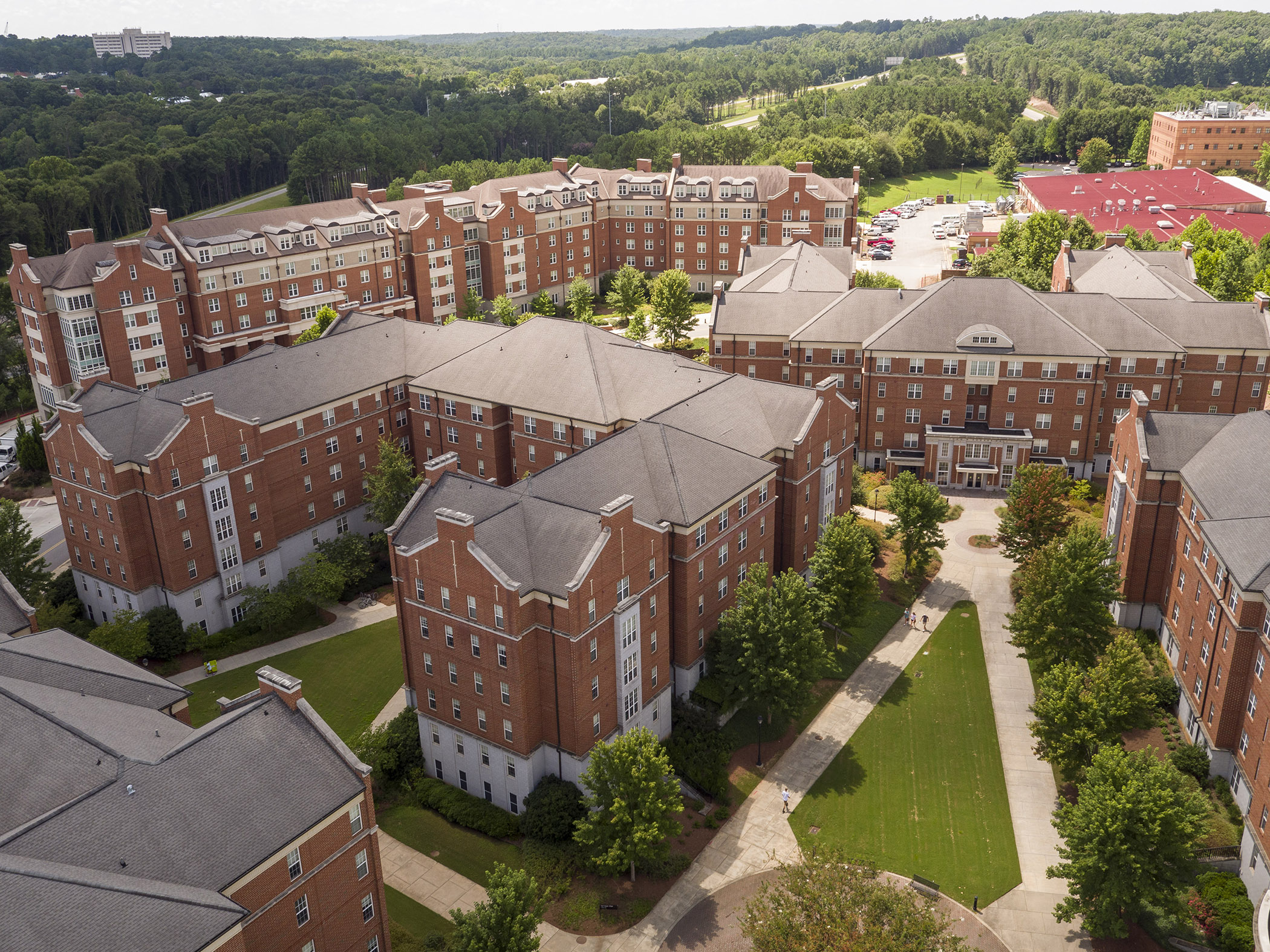 Được thành lập vào năm 1785, University of Georgia là cơ sở đào tạo công lập do chính quyền bang thành lập đầu tiên của nước Mỹ.