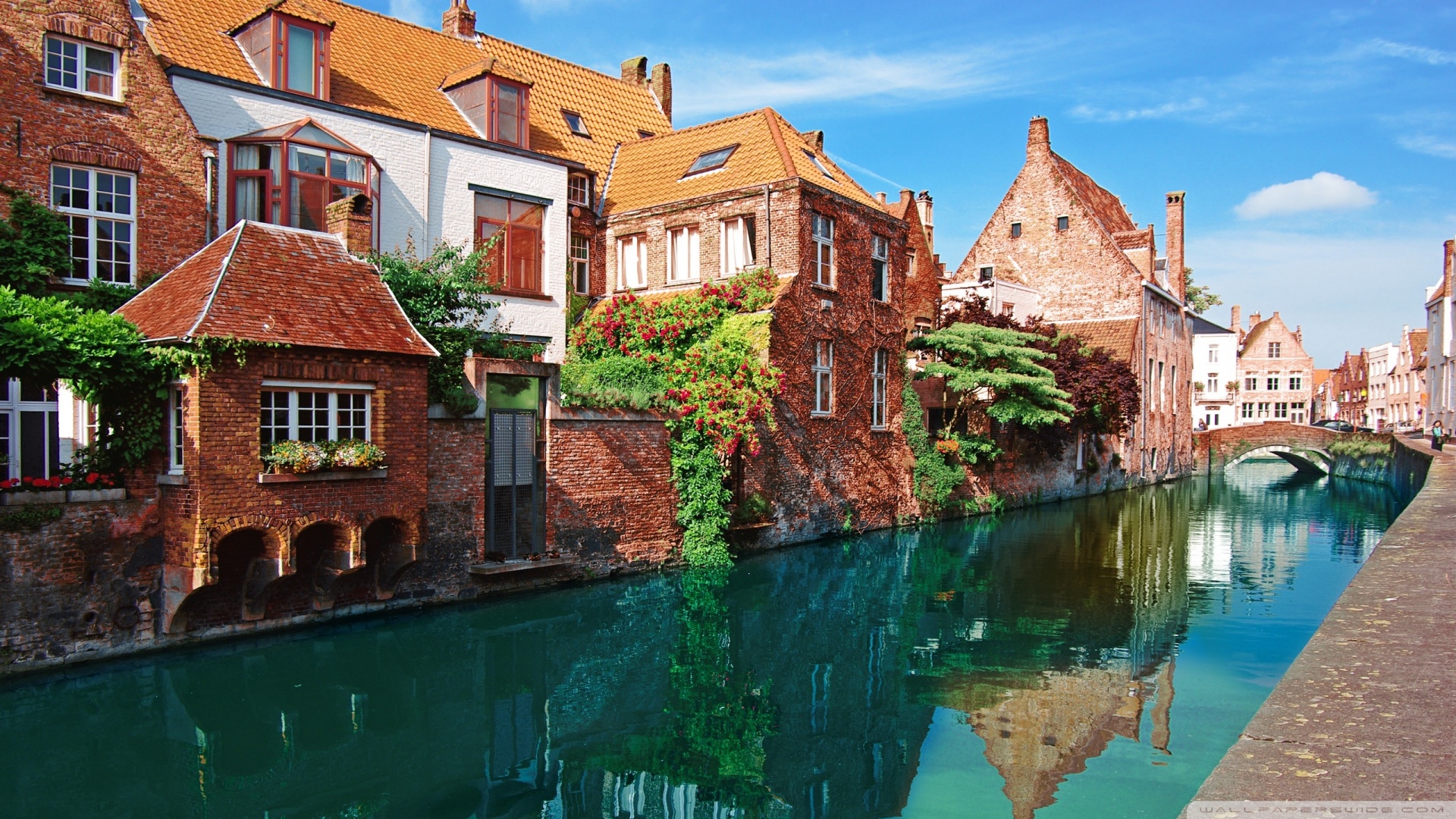 Bruges là một thành phố lịch sử và và có nhiều điểm tham quan nổi tiếng