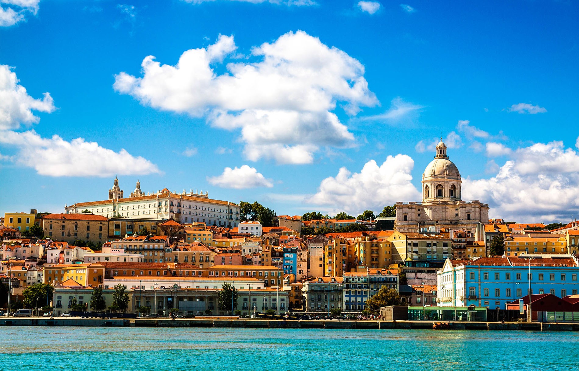 Thành phố đẹp Lisbon là sự pha trộn vừa tự nhiên vừa hiện đại