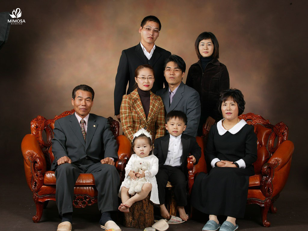 tiệm chụp hình gia đình phong cách Hàn quốc đẹp
