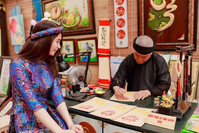 Chụp hình Tết làm kỷ niệm ở hội chợ, cung văn hoá Sài gòn Chụp hình Tết làm kỷ niệm ở hội chợ, cung văn hoá Sài gòn