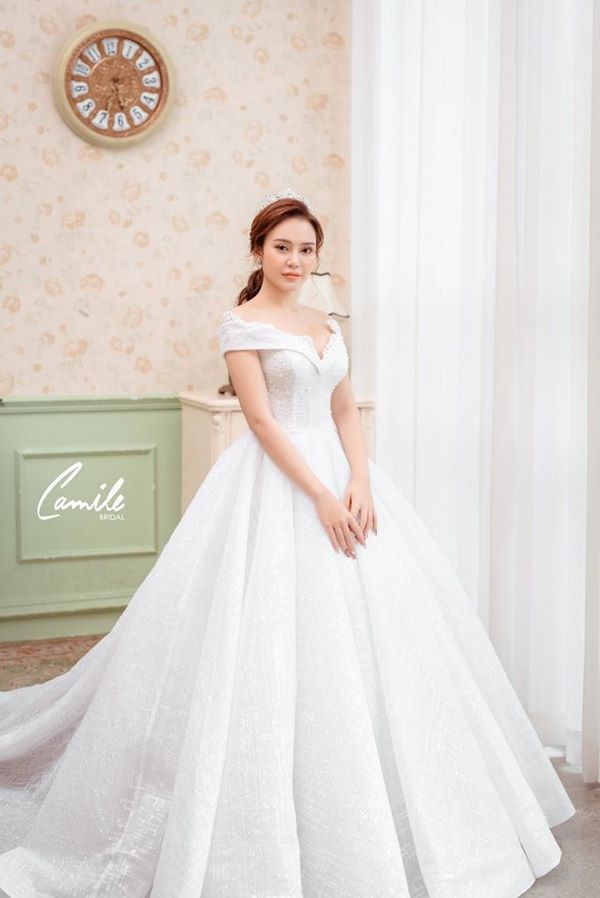 Mẫu váy cưới đẹp cho cô dâu