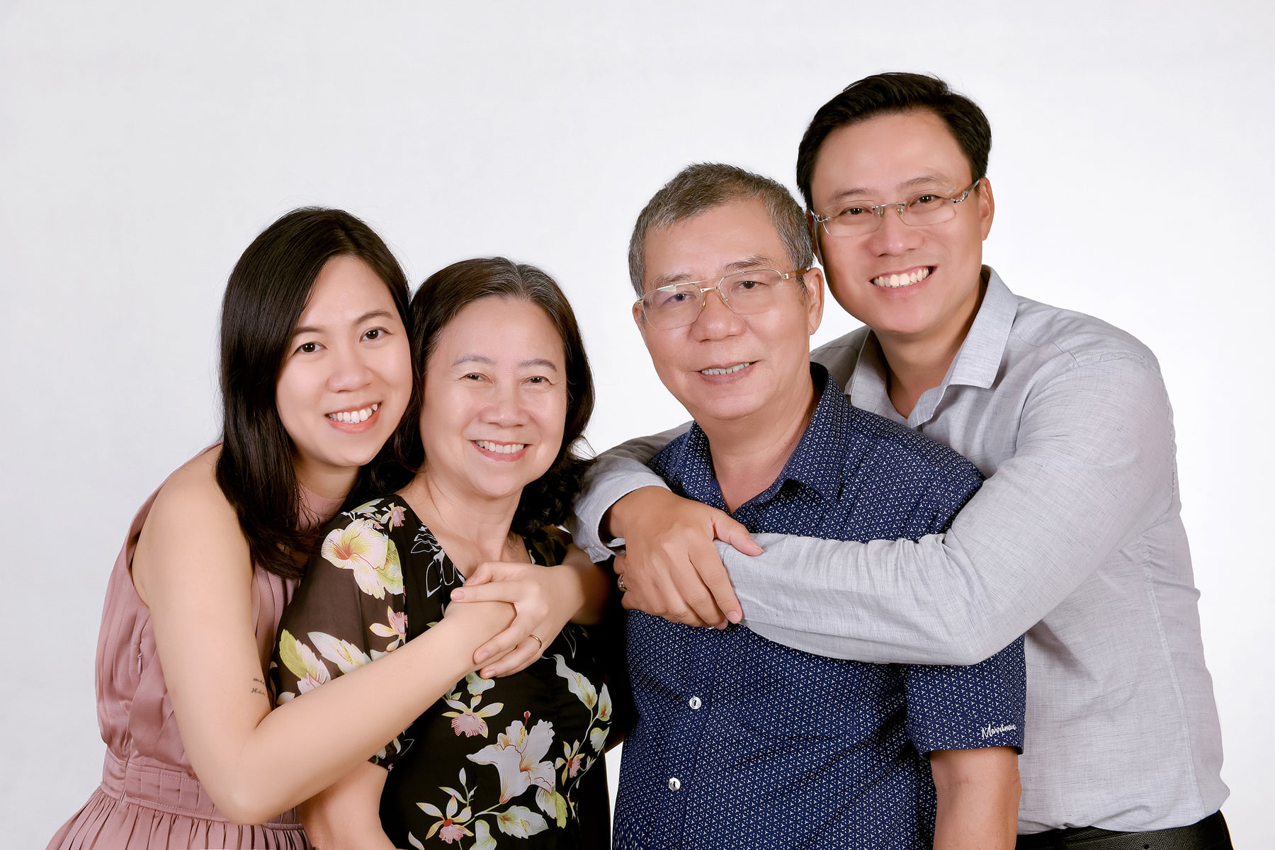 Chụp hình gia đình giá rẻ ở Đà Nẵng