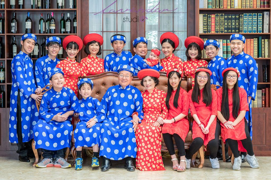 ảnh viện hàng đầu tại Hà Nội chuyên chụp ảnh gia đình ngày Tết ở Hà Nội