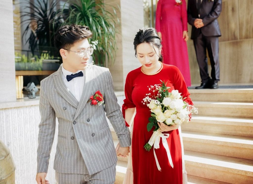 Chụp phóng sự ảnh cưới ở Đà Nẵng chuyên nghiệp Studio Áo Cưới Thạch Anh - Dịch vụ chụp ảnh phóng sự cưới ở Đà Nẵng uy tín