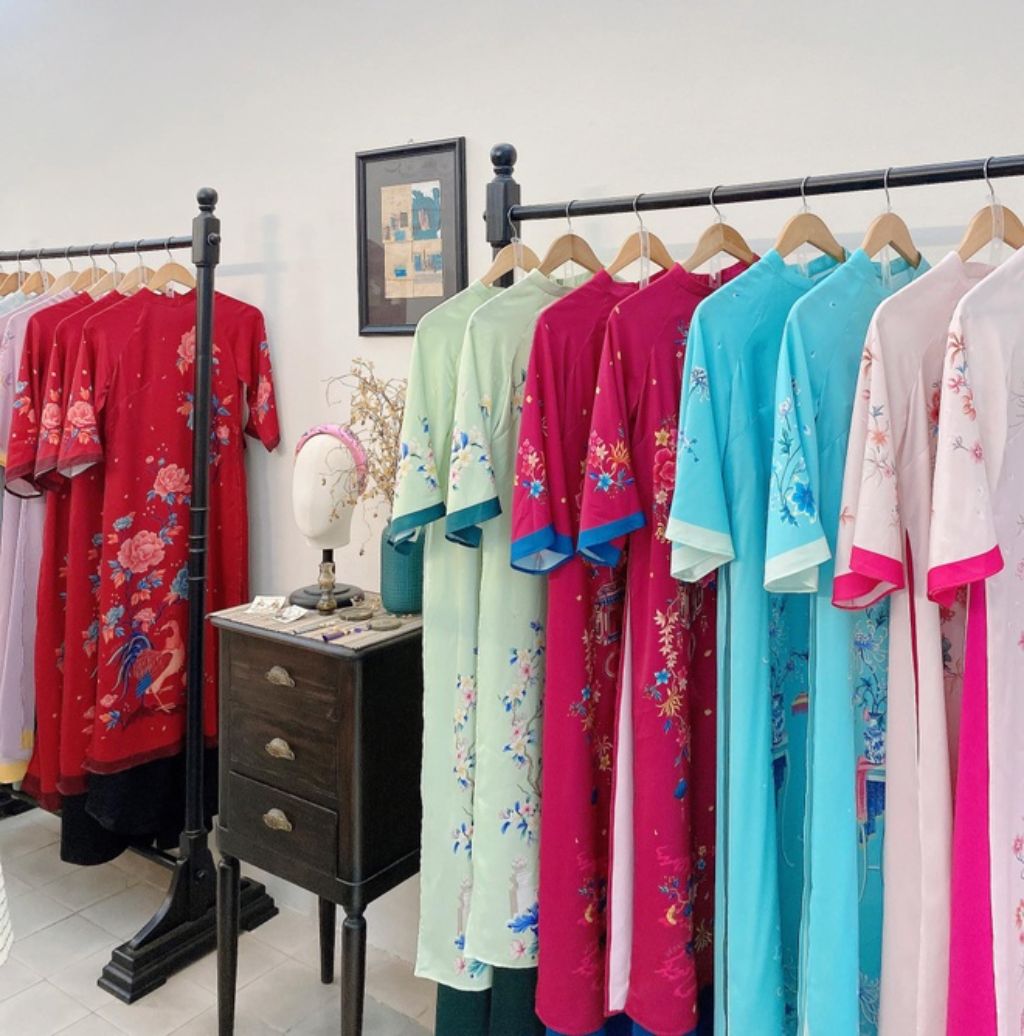 Áo Dài Cô Dâu - Shop chuyên bán và cho thuê áo dài ở Đà Nẵng chất lượng