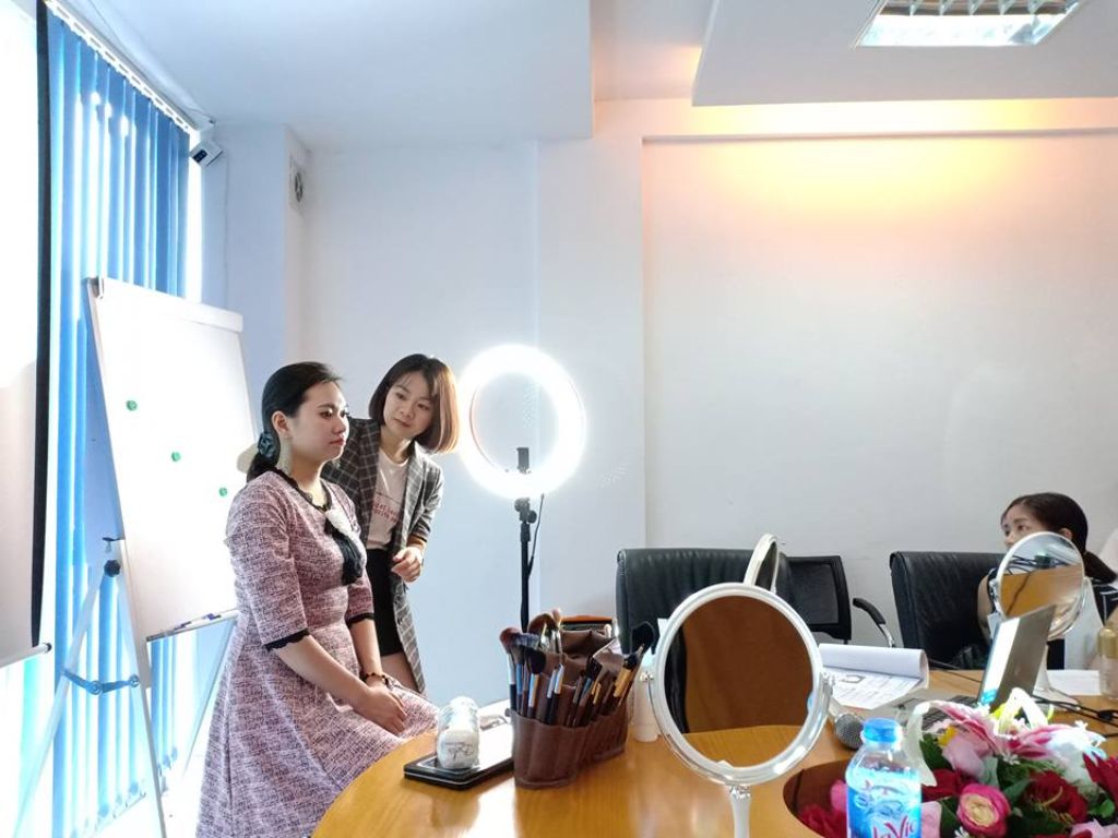 Thịnh Nguyễn Make Up – Trung tâm dạy trang điểm cô dâu bạn không nên bỏ qua ở Đà Nẵng