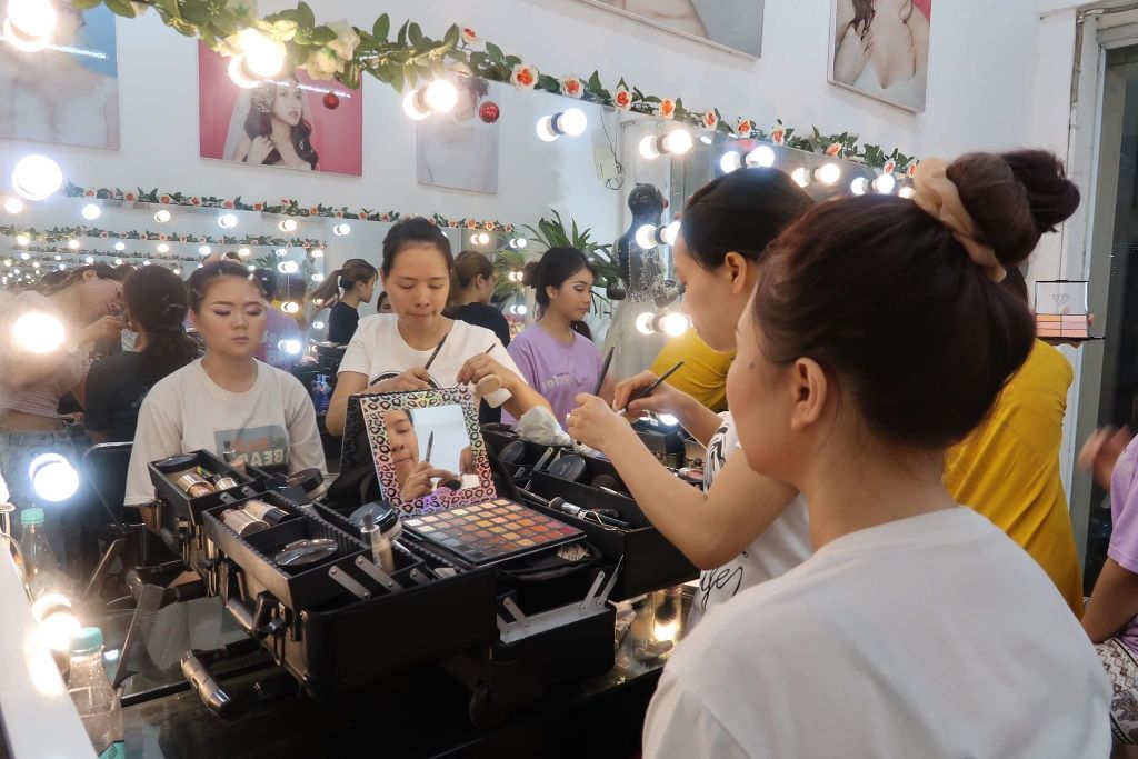 JOY MAKEUP & BEAUTY – Dịch vụ dạy trang điểm cô dâu nổi tiếng ở Đà Nẵng