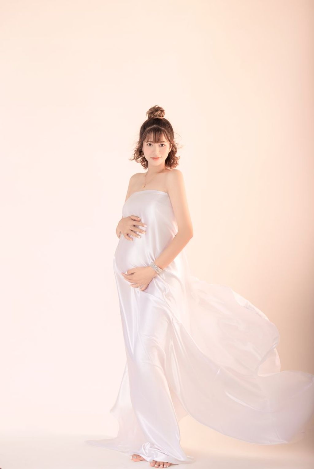 Thanh Hoàng Studio - Địa chỉ chuyên chụp ảnh bầu cho mẹ và bé tại Đà Nẵng
