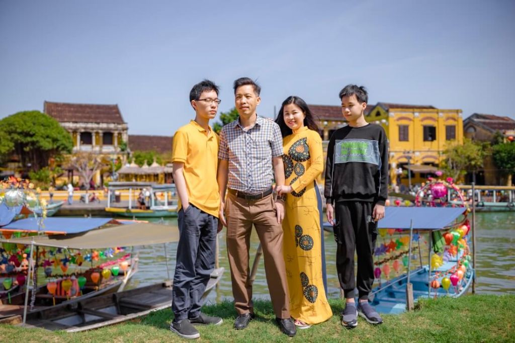 Studio Joe Nguyễn - studio chụp ảnh gia đình giá cả phải chăng ở Hội An