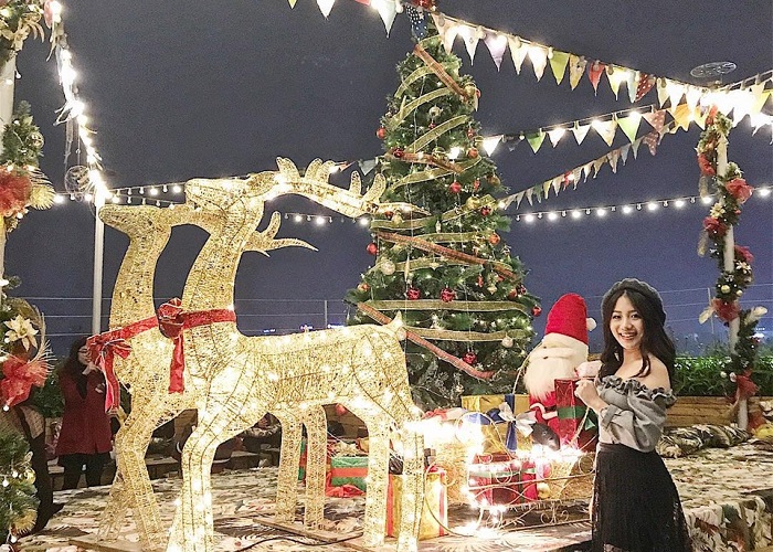 Cực chất với 10 studio chụp ảnh Noel tại Hà Nội năm 2024