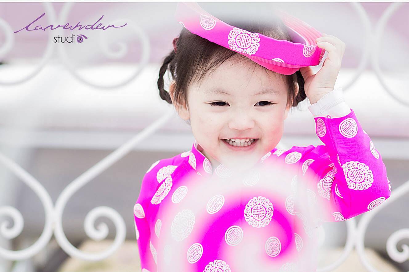 concept chụp ảnh Tết cho bé gái siêu dễ thương