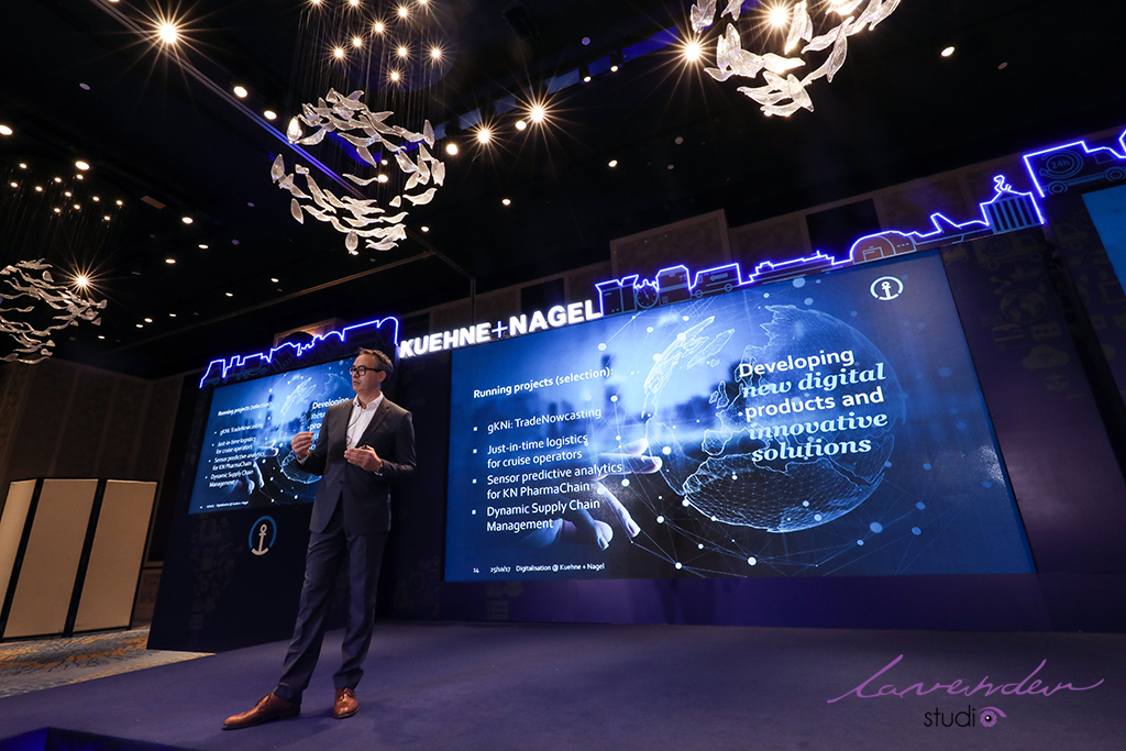 Giá gói chụp ảnh sự kiện ra mắt ở Lavender studio Đà Nẵng