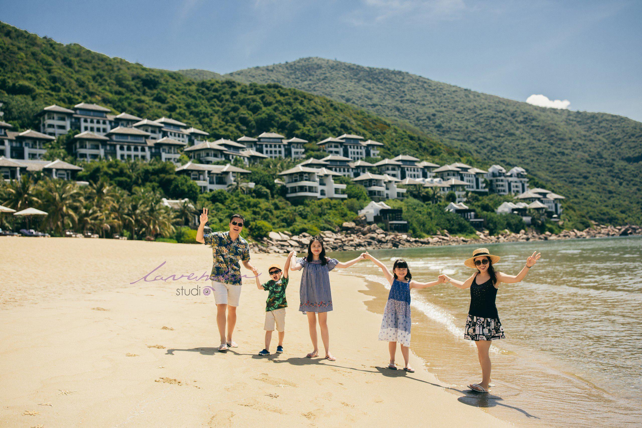 Studio chụp ảnh gia đình đẹp ở Resort Intercontinental Đà Nẵng