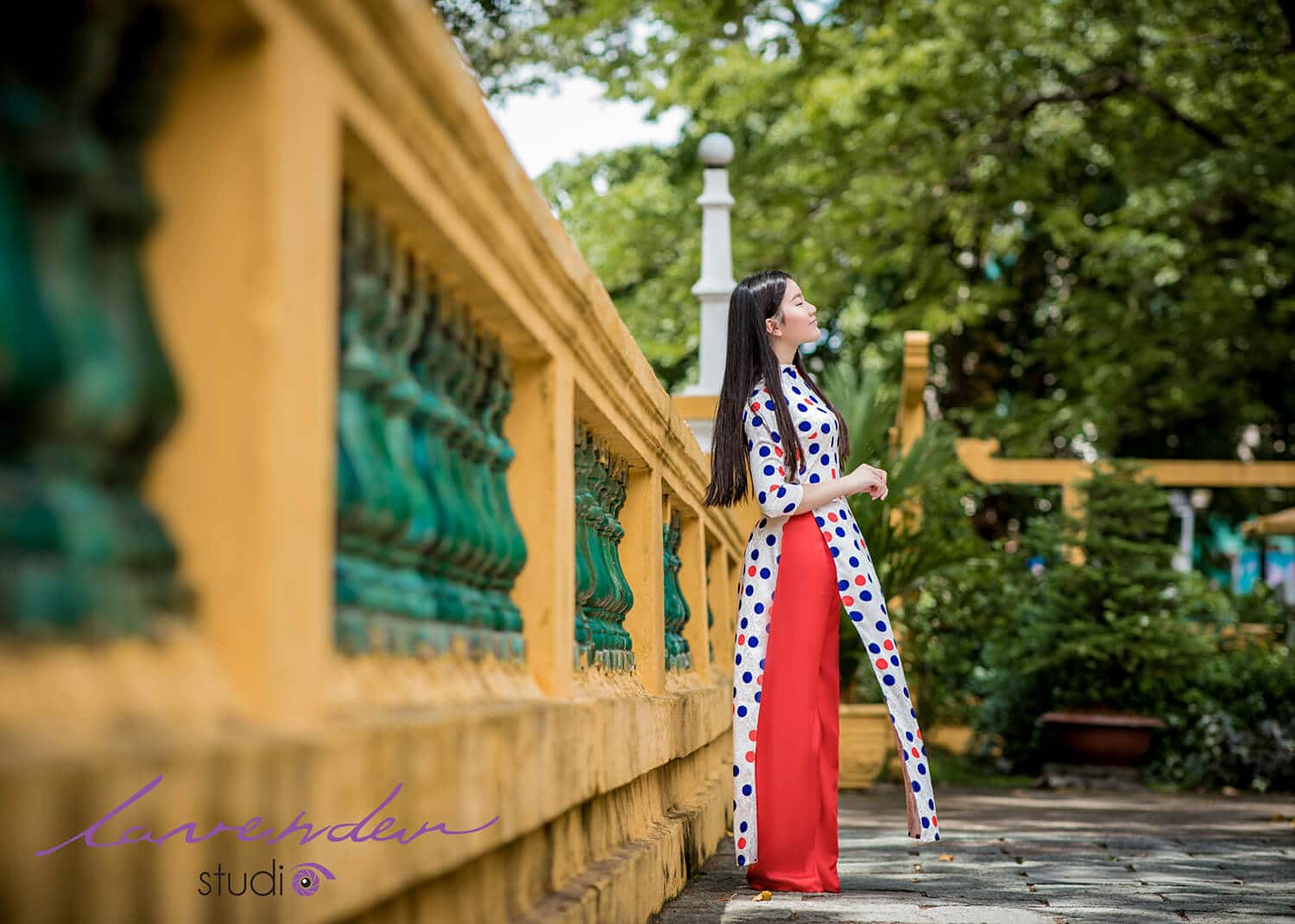 Chụp ảnh áo dài đẹp ngoại cảnh