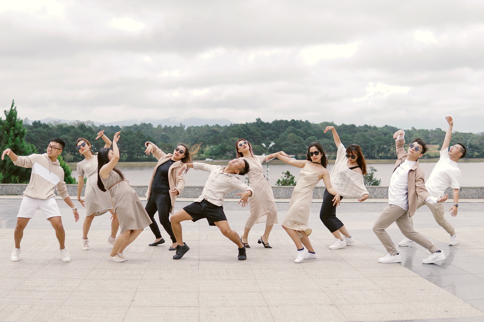 chụp ảnh Tết nhóm tại Đà Lạt chụp ảnh Tết nhóm tại Đà Lạt