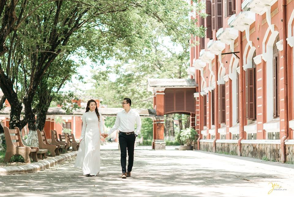 Chia sẻ 10 studio chụp ảnh couple Tết tại Huế 