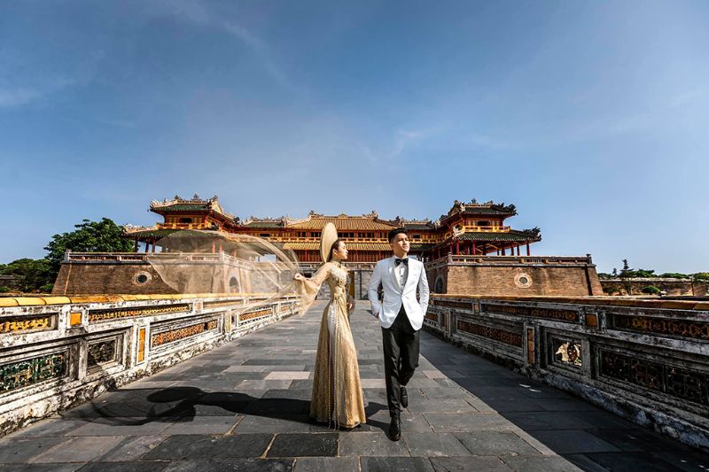 Chia sẻ 10 studio chụp ảnh couple Tết tại Huế 