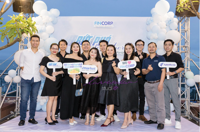 Hướng dẫn lựa chọn studio chụp ảnh year end party uy tín tại Hội An