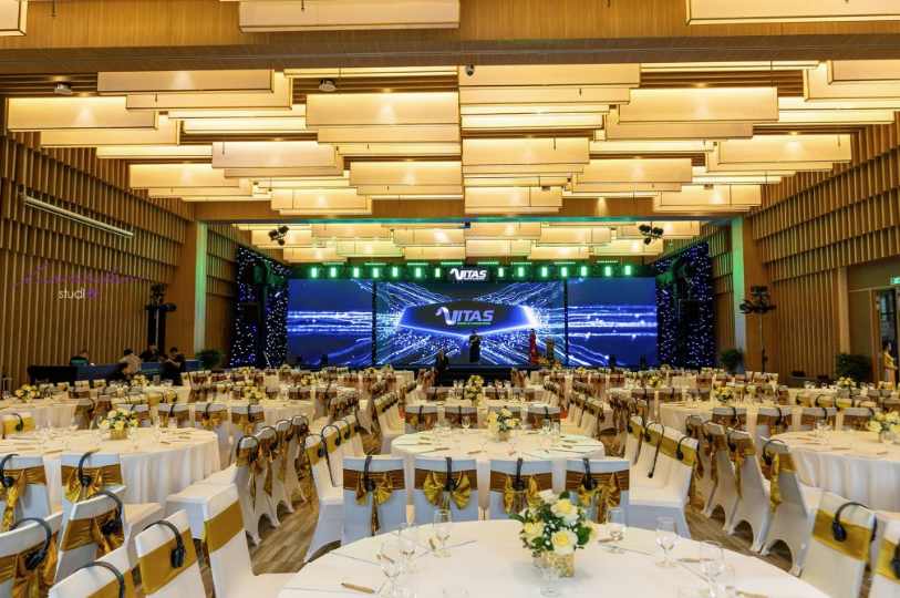 Hướng dẫn lựa chọn studio chụp ảnh year end party uy tín tại Hội An