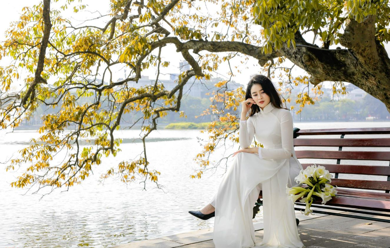 Dạo 1 vòng tại 10 địa điểm chụp ảnh áo dài Tết tại Hà Nội xuân 2025