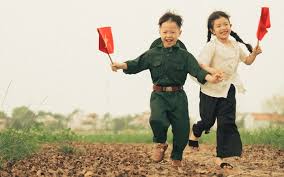 10 concept thú vị giúp bạn chụp hình cho bé trai đơn giản