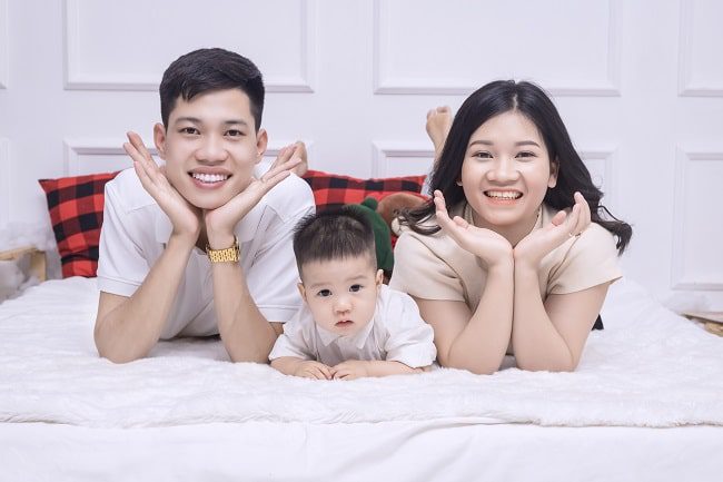 studio chụp ảnh gia đình tại nhà dịp đầu năm mới xuân Ất Tỵ 2025 tại Đà Lạt studio chụp ảnh gia đình tại nhà dịp đầu năm mới xuân Ất Tỵ 2025 tại Đà Lạt