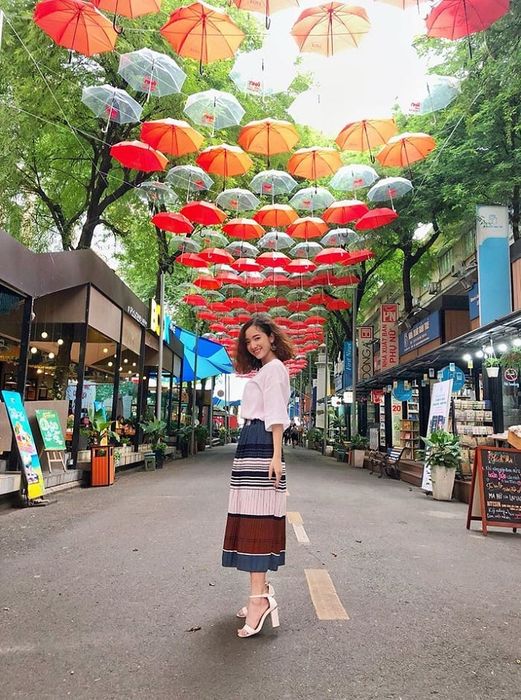 Tìm thuê thợ chụp hình du lịch tại TP.HCM – 10 đơn vị uy tín