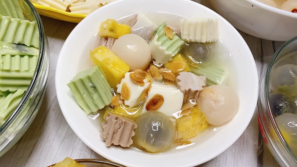 Đặt tiệc thôi nôi cho bé tại nhà hàng không nên bỏ qua 10 món ăn sau