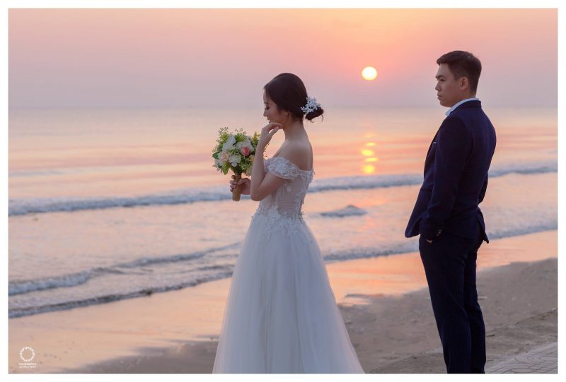 Ảnh siêu lãng mạn khi chụp ảnh cưới ở biển Đà Nẵng