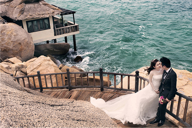 Ảnh siêu lãng mạn khi chụp ảnh cưới ở biển Đà Nẵng