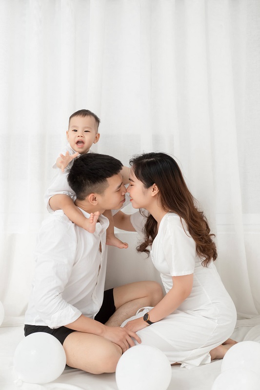 Cách nhận biết một studio chụp hình gia đình uy tín tại Việt Nam