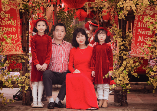 Concept chụp ảnh gia đình "Hot trends" năm 2025-2026