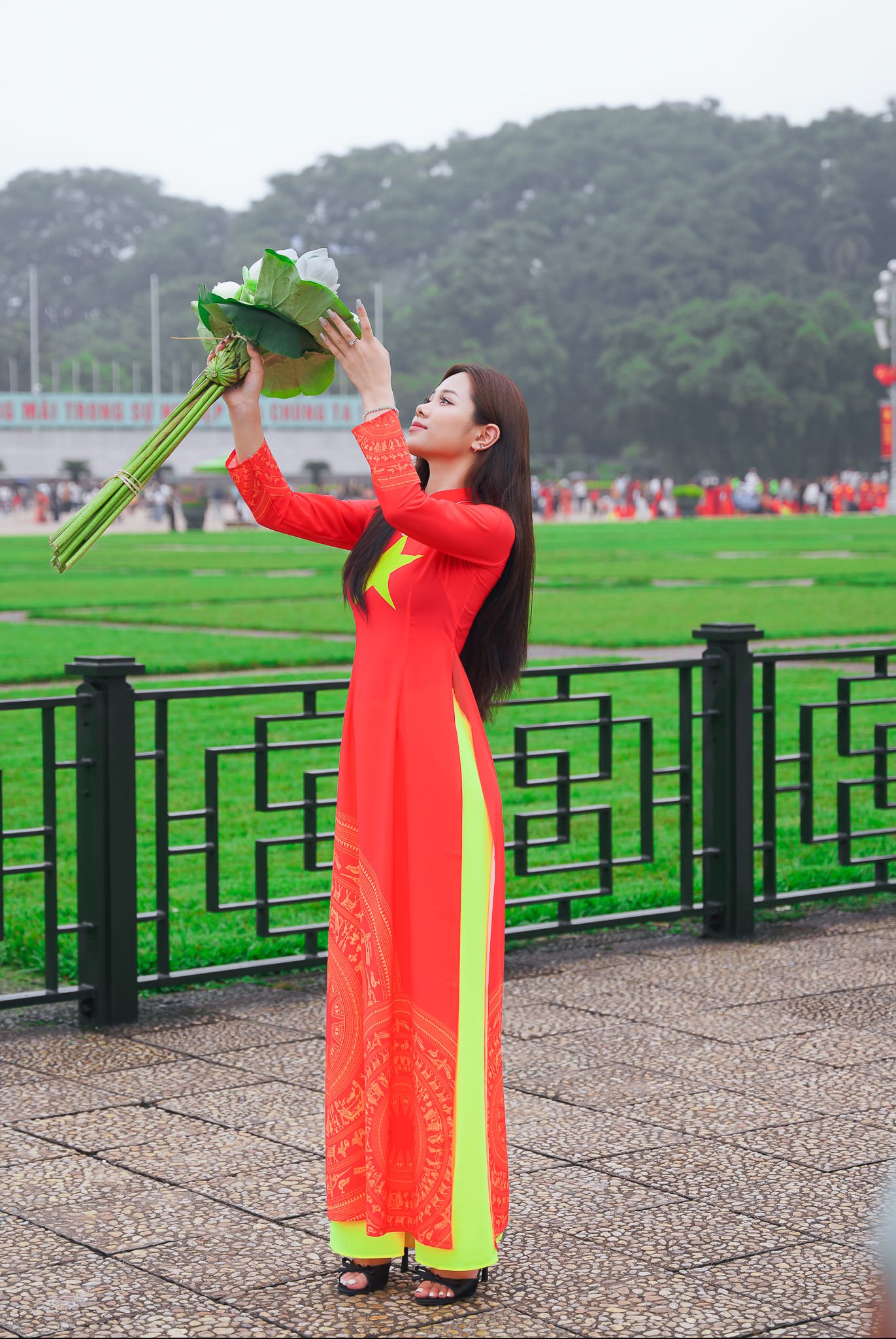 Đi tìm dịch vụ chụp ảnh áo dài quốc khánh 2/9 uy tín và chuyên nghiệp tại Hà Nội