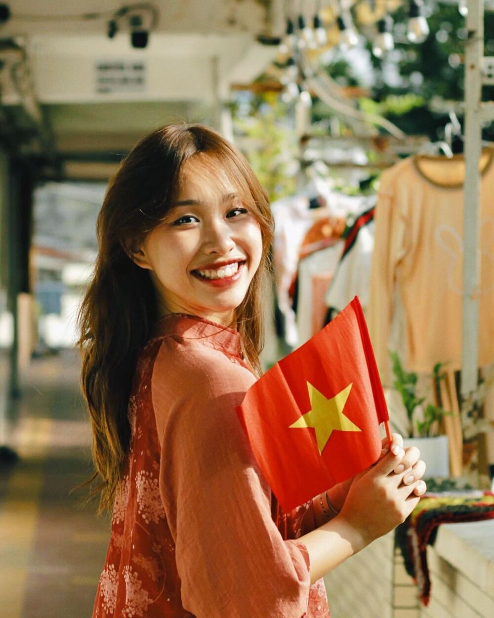 Đi tìm dịch vụ chụp ảnh áo dài quốc khánh 2/9 uy tín và chuyên nghiệp tại Hà Nội