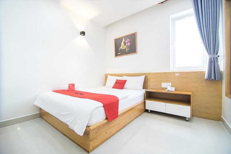 Top 10 khách sạn giá rẻ quận Tân Bình không thể bỏ qua