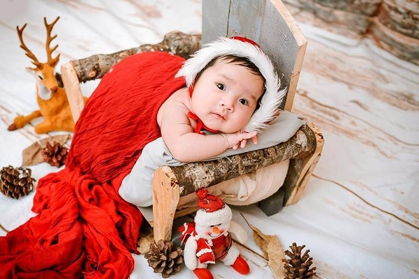 Chụp Ảnh Noel Cho Bé 2025-2026: Những Concept Đáng Yêu Nhất