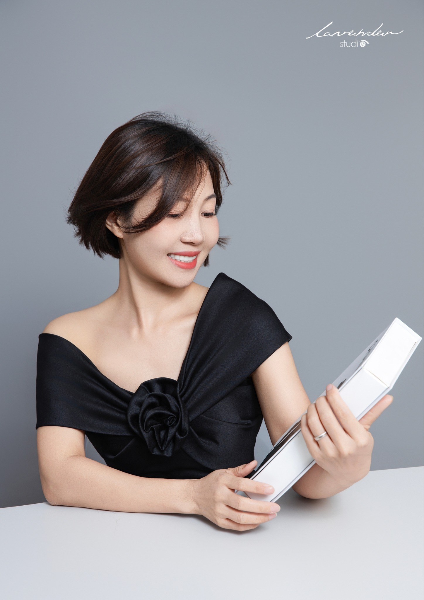 Concept chụp hình chân dung 2026 cho CEO, Founder và Nhà quản lý Concept chụp hình chân dung 2026 cho CEO, Founder và Nhà quản lý