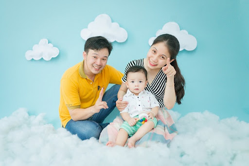 Studio Chụp Ảnh Gia Đình Huế 2026 Uy Tín, Giá Tốt Studio Chụp Ảnh Gia Đình Huế 2026 Uy Tín, Giá Tốt