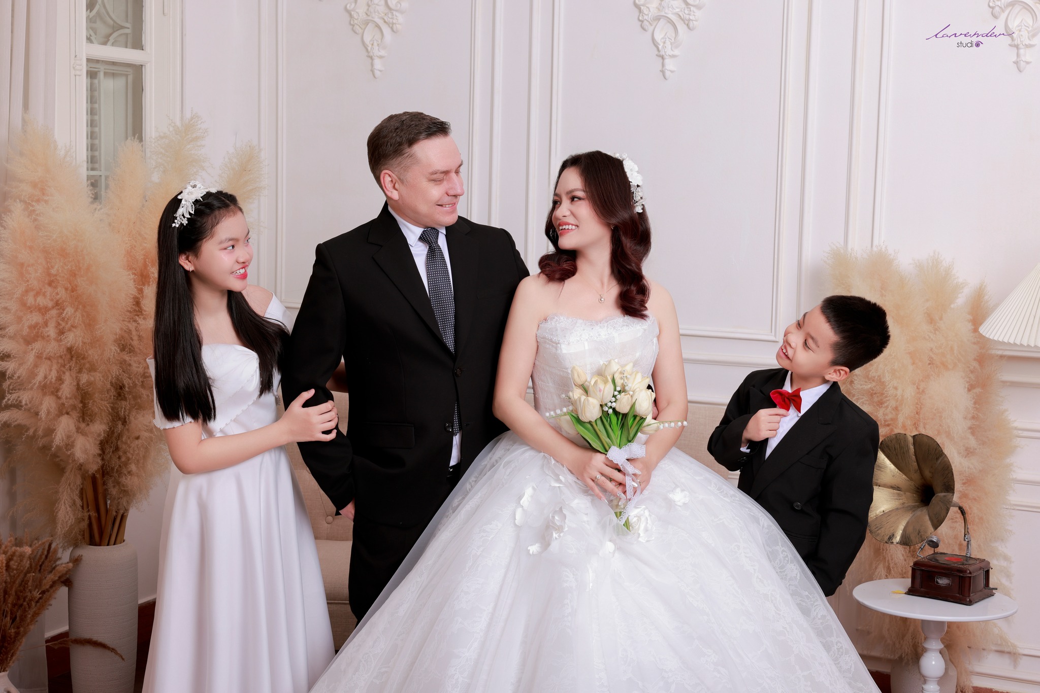 Ưu Đãi Chụp Ảnh kỷ niệm ngày cưới 2026 Chỉ Trong Tháng Này