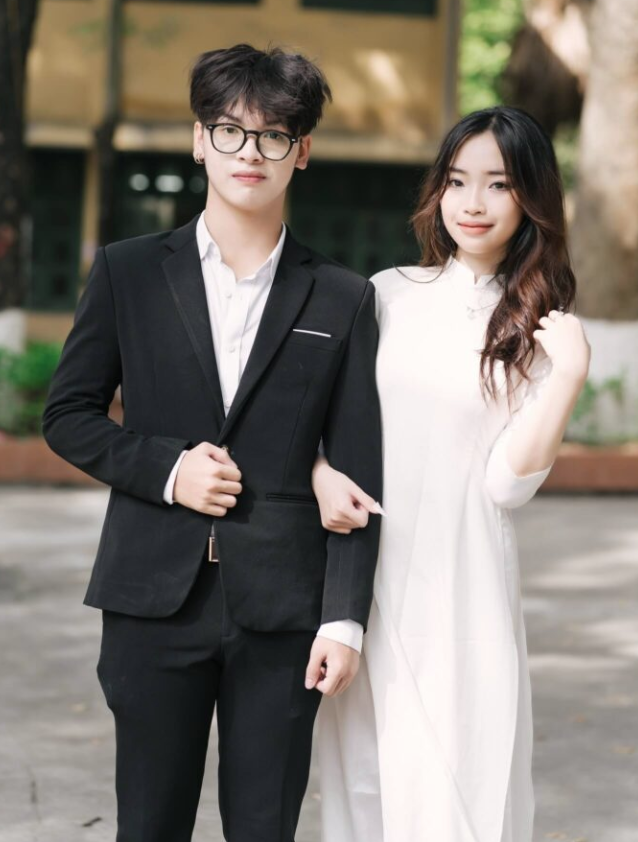 Chụp ảnh couple áo dài 2026 – Concept thanh xuân được yêu thích Chụp ảnh couple áo dài 2026 – Concept thanh xuân được yêu thích