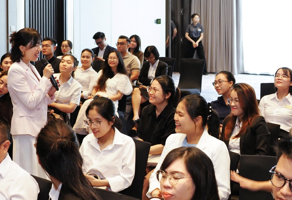 Kinh nghiệm thuê nhiếp ảnh gia chụp sự kiện tại Đà Nẵng hướng dẫn chi tiết từ A-Z