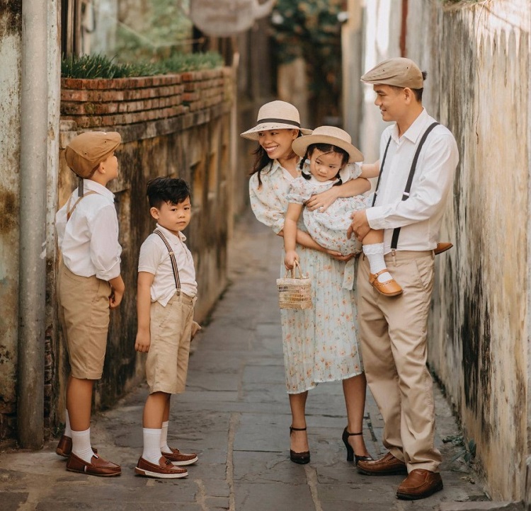 Bí Quyết Phối Đồ Concept Gia Đình Vintage (6)