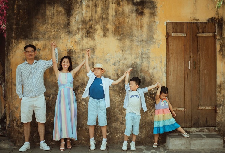 Bí Quyết Phối Đồ Concept Gia Đình Vintage