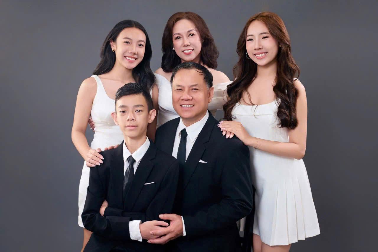 Mẹo Chọn Trang Phục Chụp Hình Gia Đình TPHCM (2) Mẹo Chọn Trang Phục Chụp Hình Gia Đình TPHCM (2)