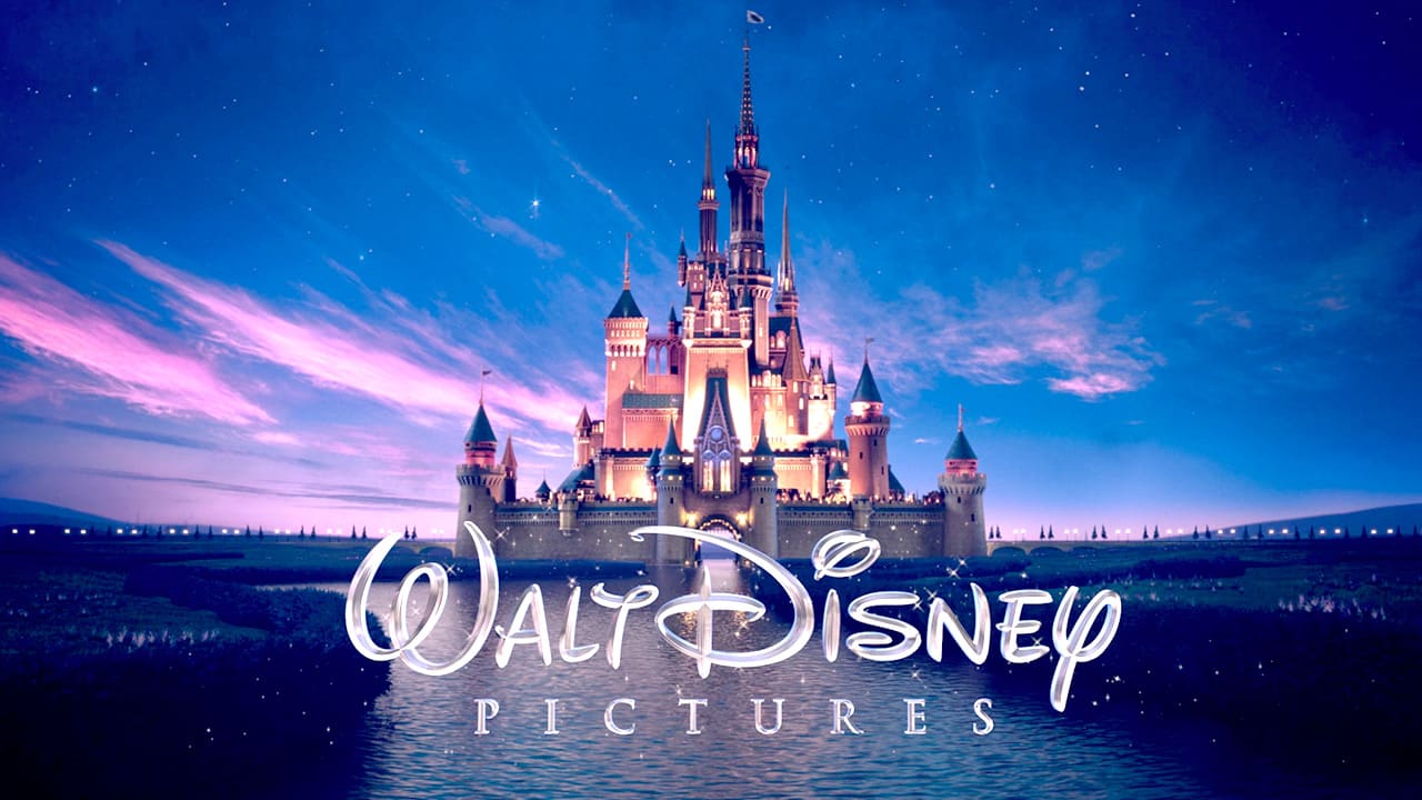 Walt Disney được xem là tượng đài của tuổi thơ, với hình tượng chính là hình ảnh chú chuột Mickey đáng yêu lém lĩnh. Trực thuộc The Walt Disney Company, hãng phim được thành lập năm 1953 với tên gọi Buena Vista Distribution Company.