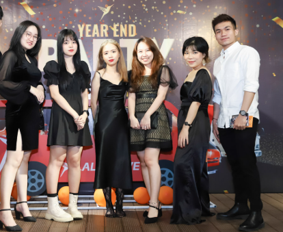 chụp ảnh tất niên cuối năm