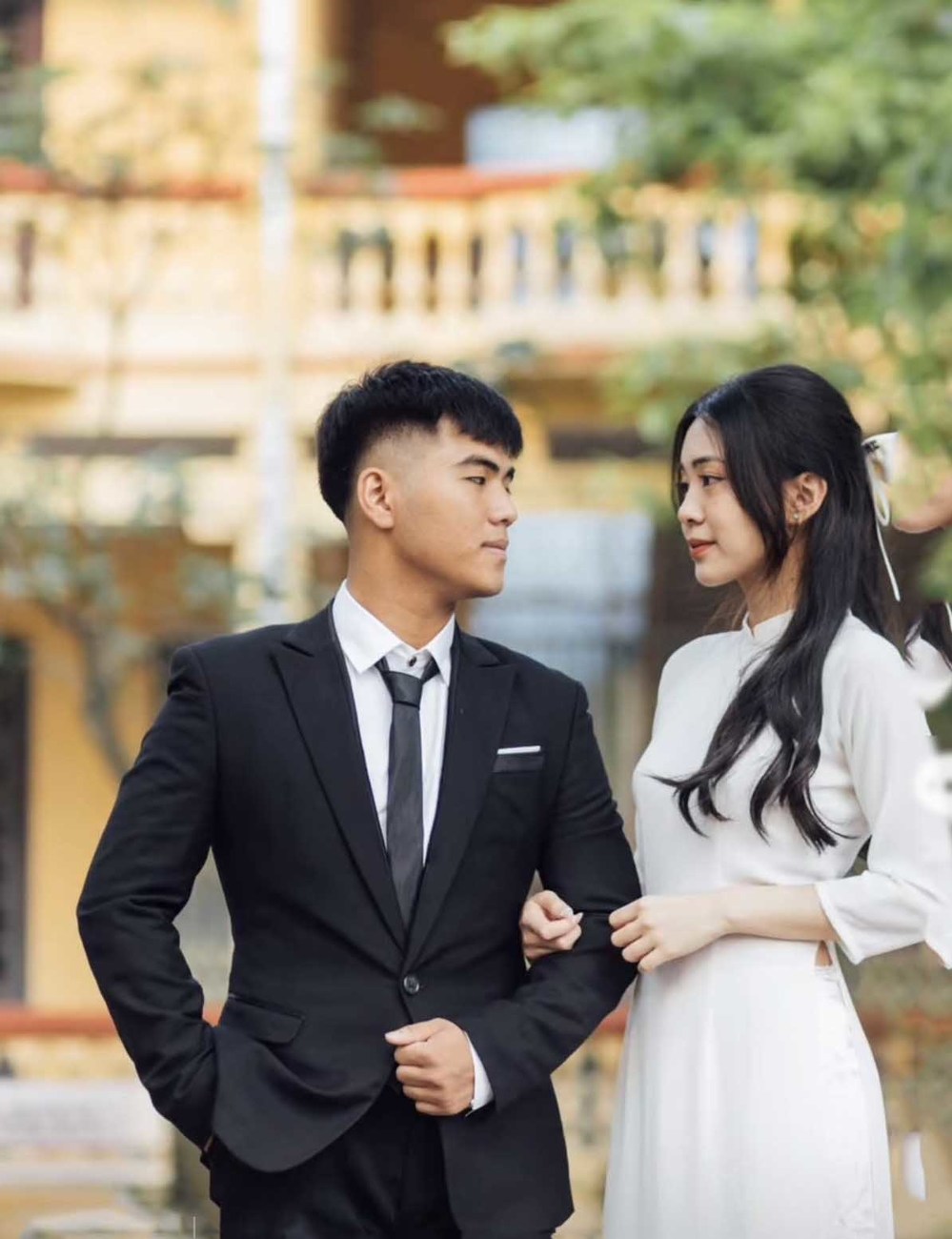 Chụp ảnh couple áo dài 2026 – Concept thanh xuân được yêu thích